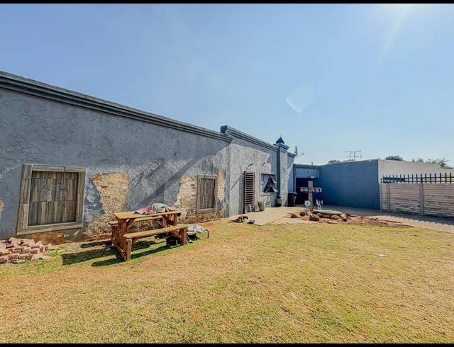3 BEDROOM HOUSE FOR SALE IN BRENTHURST